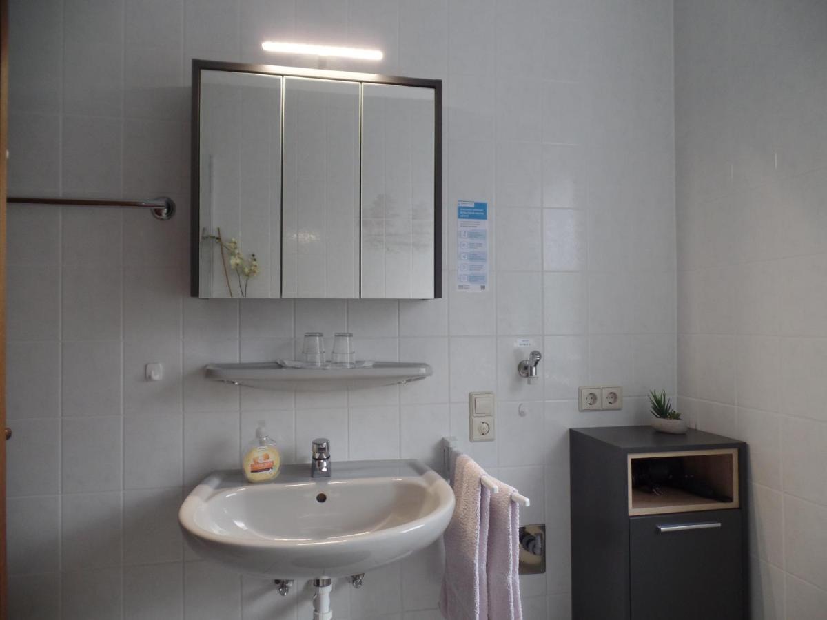 Ferienwohnung Erz Burgen  Exterior foto